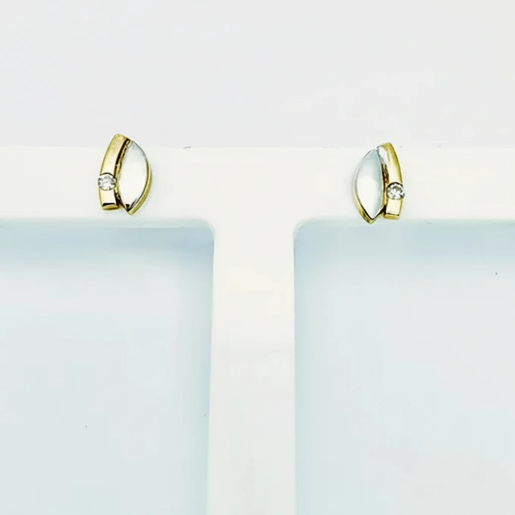 9ct Y&WG CZ set Stud Earrings