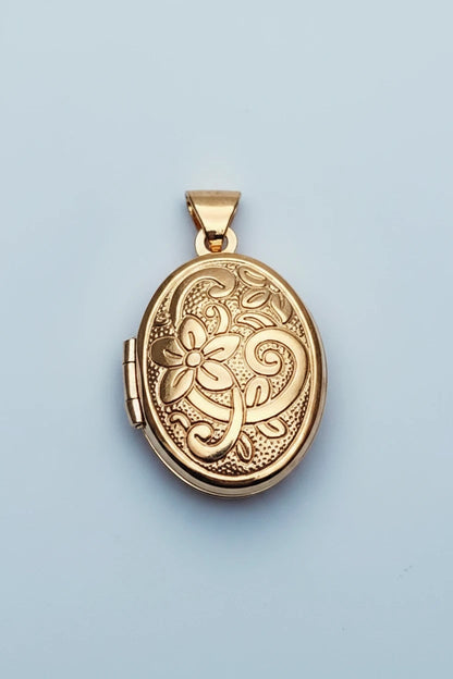 9ct RG Oval Flower Engraved Locket