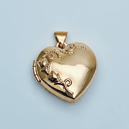 9ct RG Medium Heart Engraved Locket