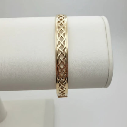 Women’s 9ct Celtic Knot Bangle
