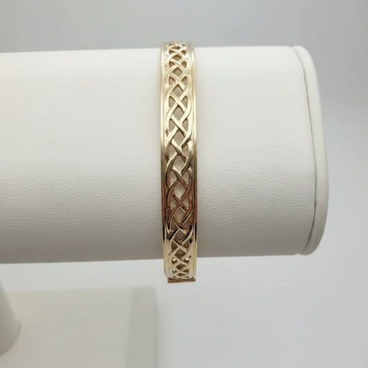 Women’s 9ct Celtic Knot Bangle