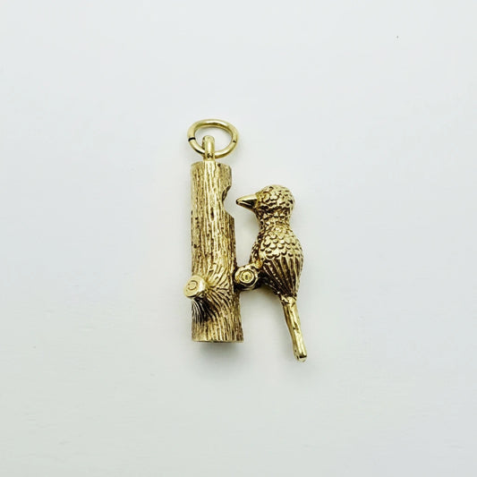 9ct YG Movable Woodpecker on Tree