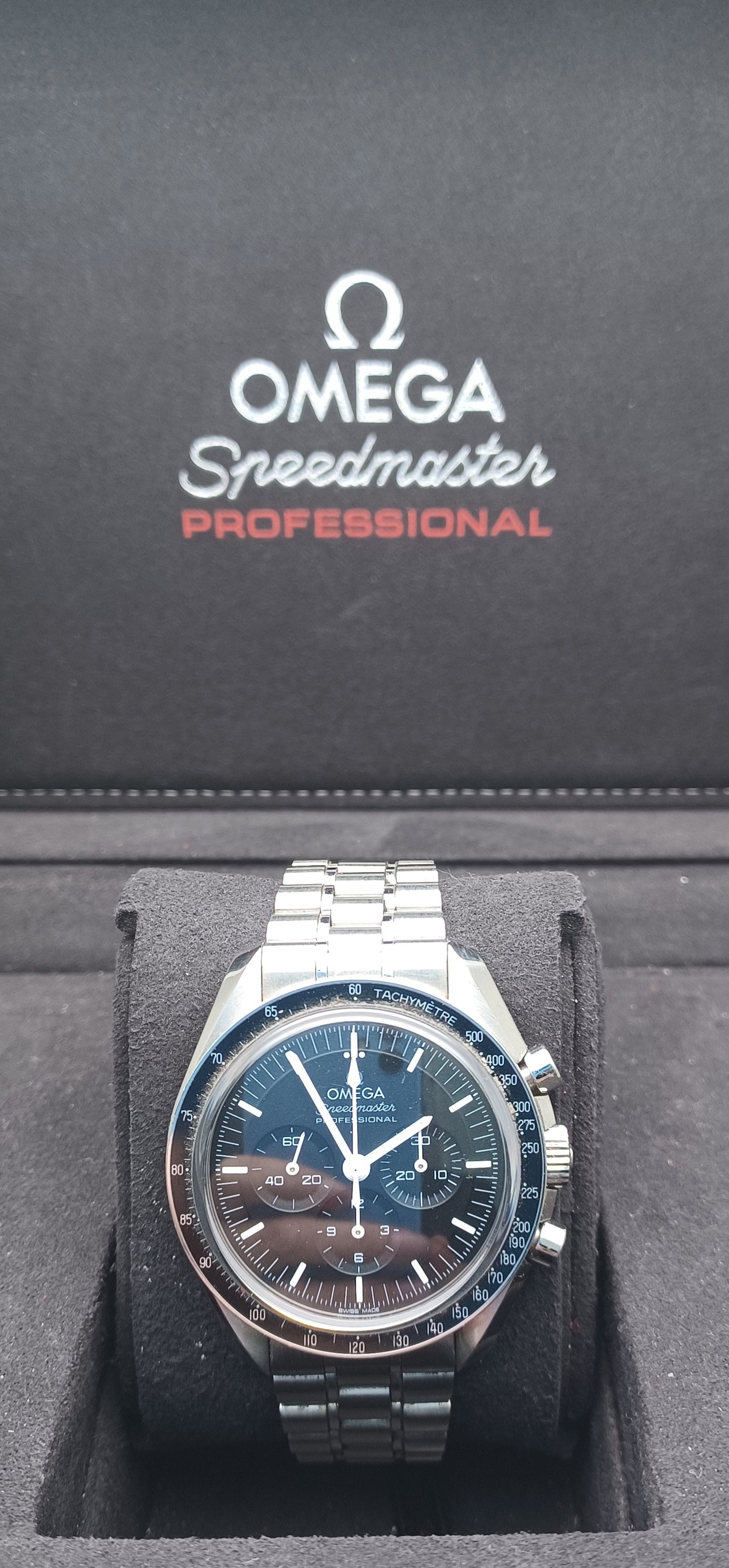 42mm 2022 Men's Omega Speedmaster Professional Moonwatch
