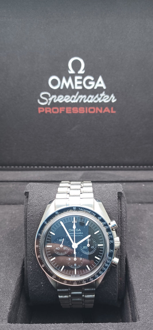 42mm 2022 Men's Omega Speedmaster Professional Moonwatch