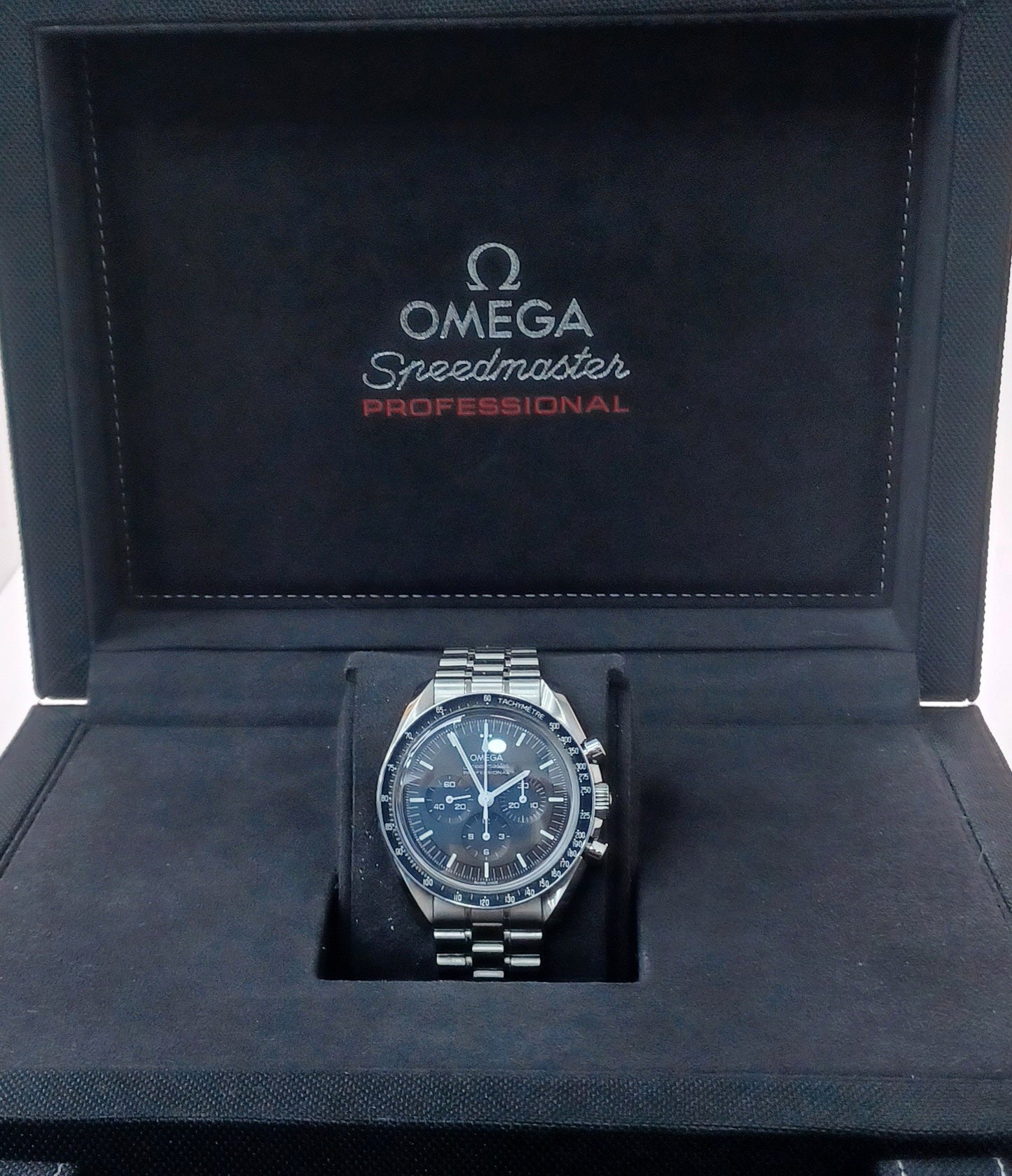 42mm 2022 Men's Omega Speedmaster Professional Moonwatch