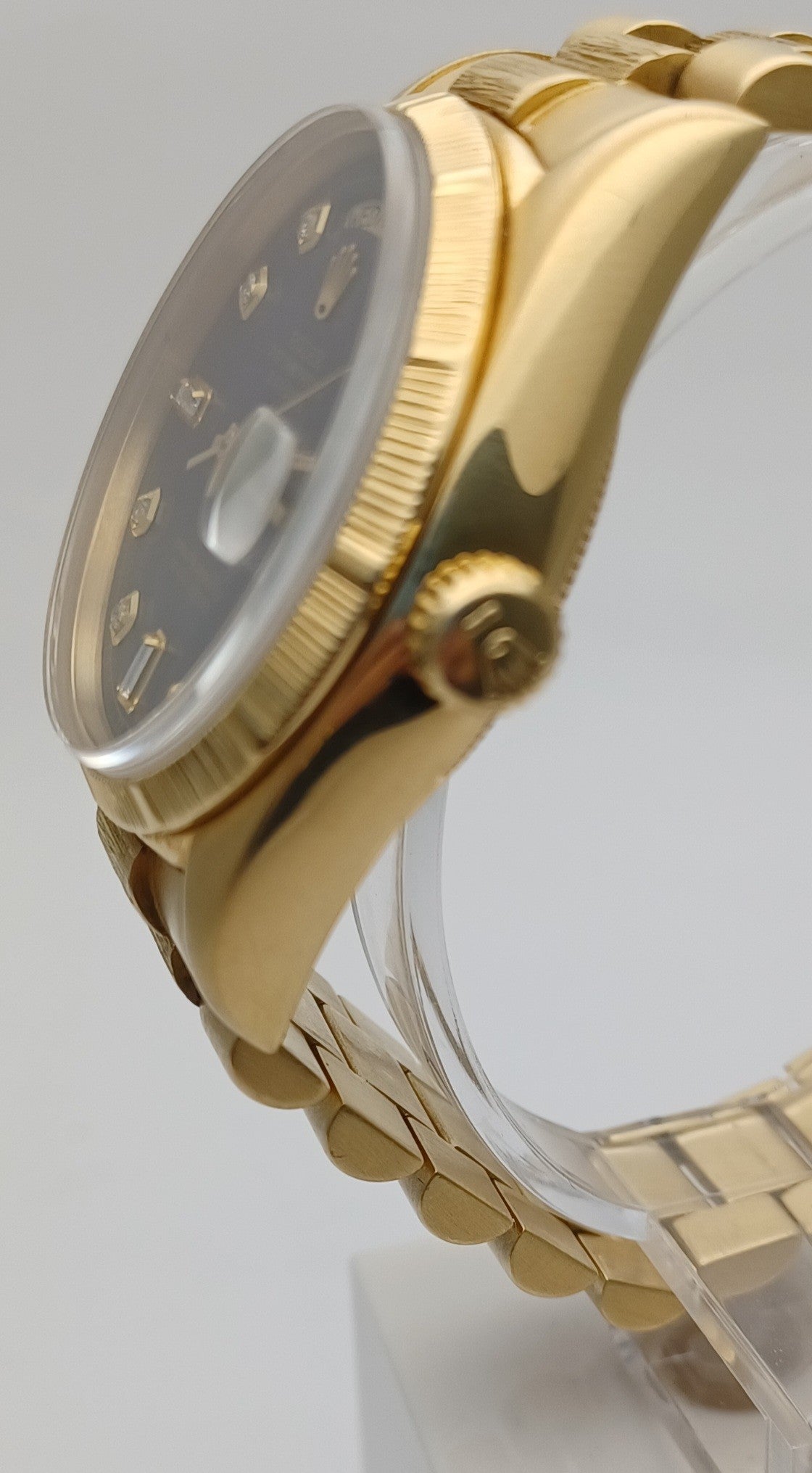39mm 1987 Men’s 18ct YG Rolex Day Date Watch